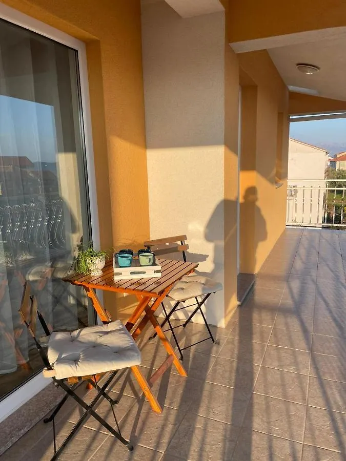 Apartment Zenit Kastela Croatia