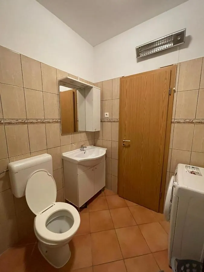 Apartment Zenit Kastela 0*,  Croatia